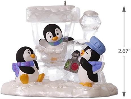 Hallmark 1795qgo1635 Penguins Keepsake Božićni ukrasi