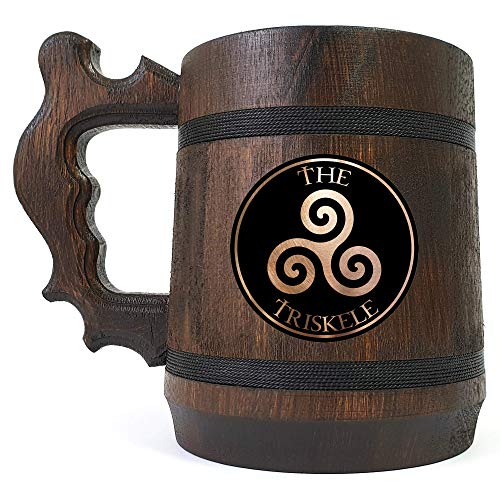 Triskele Beer Stein, personalizirani keltski simbol, poklon za njega, pojedinačna šalica piva, prilagođeni poklon za muškarca, poklon za mladokrug, drveni tank za pivo