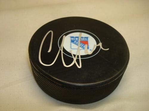Oscar Lindberg potpisao New York Rangers Hockey Puck Autographed 1B-Autographed NHL Pucks