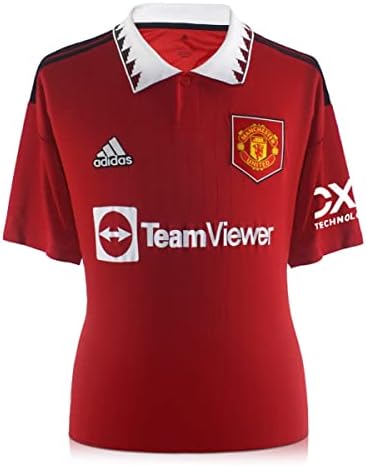 Ekskluzivna memorabilija Bruno Fernandes potpisao je Manchester United 2022-23 Soccer Jersey. Deluxe okvir