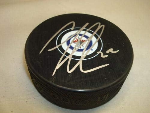 Chris Thorburn potpisao Winnipeg Jets Hockey Puck Autographed 1C-Autographed NHL Pucks